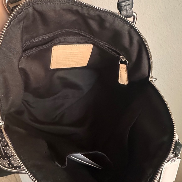 Coach Black and Gray Signature Satchel - Picture 6 of 7